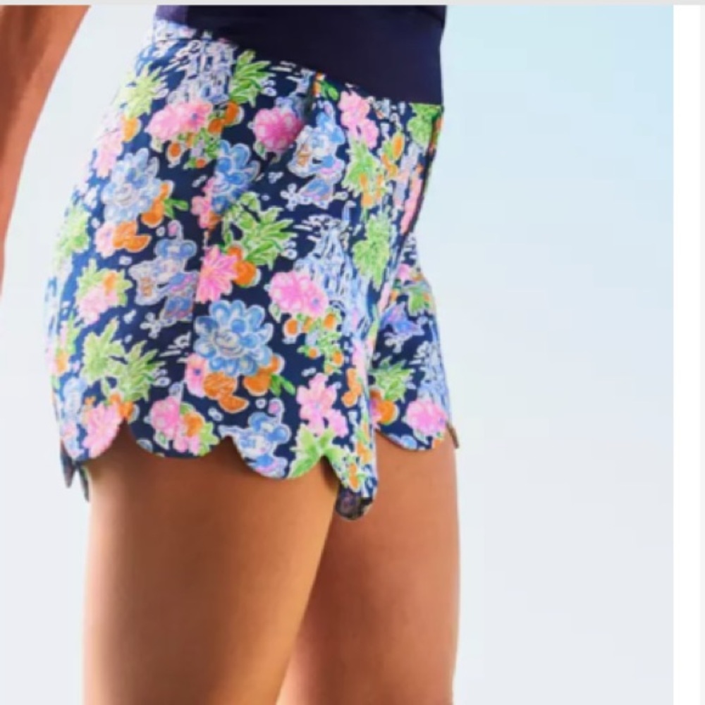 Disney Parks x Lilly Pulitzer Mickey Minnie Buttercup Shorts Size 6
